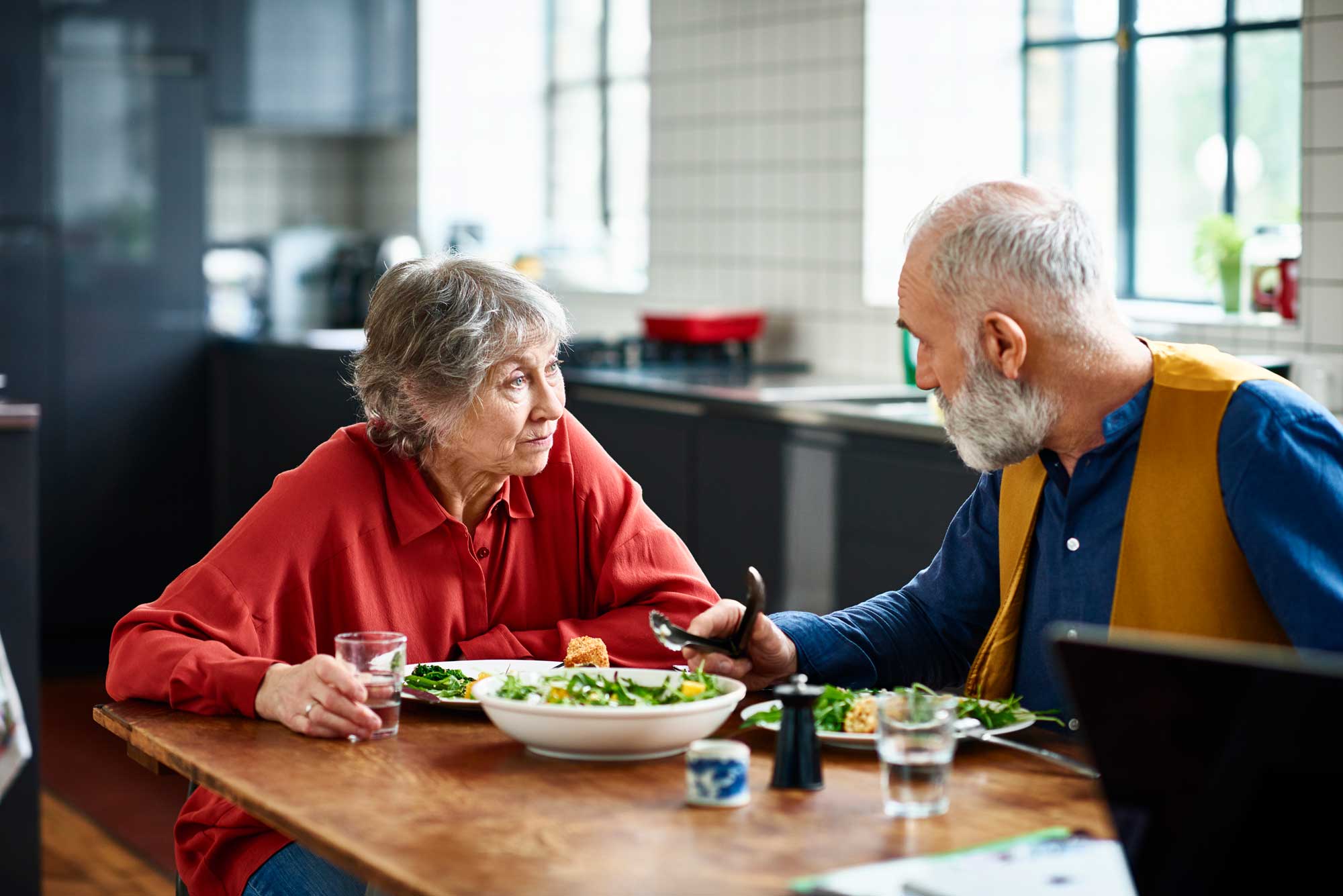 Pensionärer äter